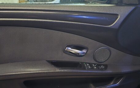 BMW 5 серия, 2008 год, 1 030 000 рублей, 12 фотография