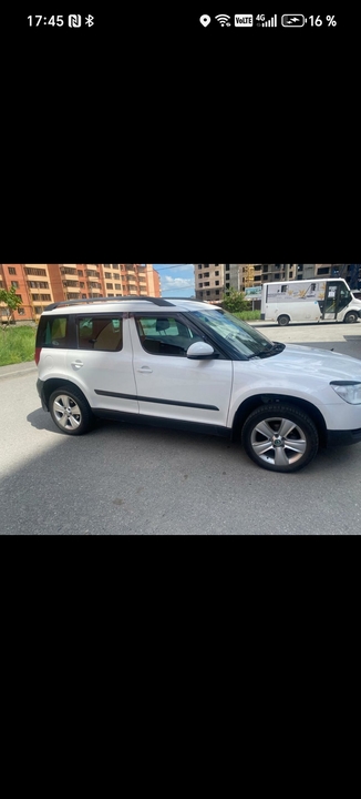 Skoda Yeti I, 2013 год, 900 000 рублей, 7 фотография
