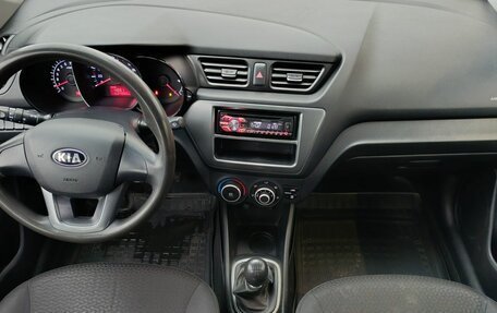 KIA Rio III рестайлинг, 2013 год, 420 000 рублей, 16 фотография