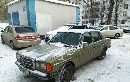 Mercedes-Benz W123, 1983 год, 400 000 рублей, 3 фотография