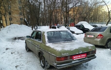 Mercedes-Benz W123, 1983 год, 400 000 рублей, 5 фотография