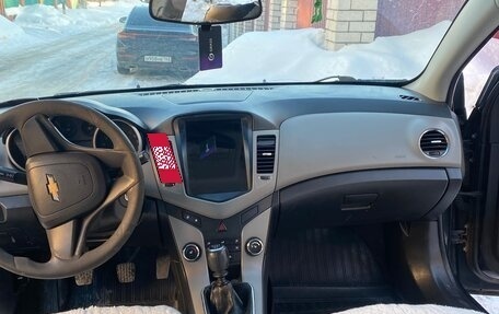 Chevrolet Cruze II, 2012 год, 500 000 рублей, 10 фотография