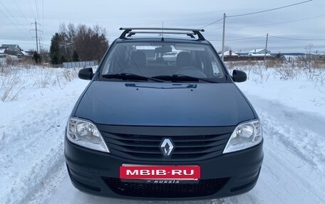 Renault Logan I, 2011 год, 670 000 рублей, 2 фотография