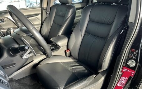 Mitsubishi Pajero Sport III рестайлинг, 2019 год, 3 600 000 рублей, 15 фотография