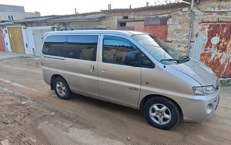 Hyundai Starex I рестайлинг, 2004 год, 720 000 рублей, 3 фотография