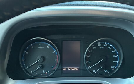 Toyota RAV4, 2018 год, 2 241 000 рублей, 8 фотография