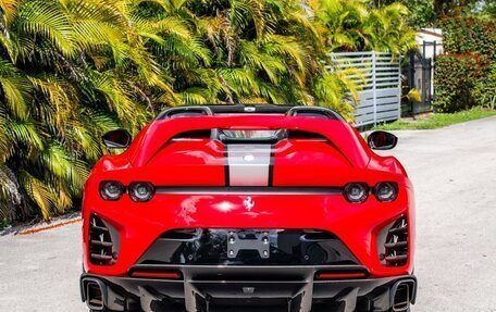 Ferrari 812, 2023 год, 235 000 000 рублей, 7 фотография