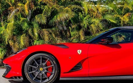 Ferrari 812, 2023 год, 235 000 000 рублей, 9 фотография