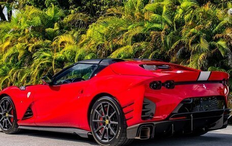 Ferrari 812, 2023 год, 235 000 000 рублей, 11 фотография