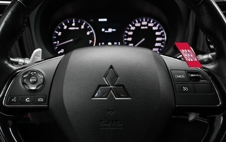 Mitsubishi Outlander III рестайлинг 3, 2016 год, 2 649 000 рублей, 12 фотография