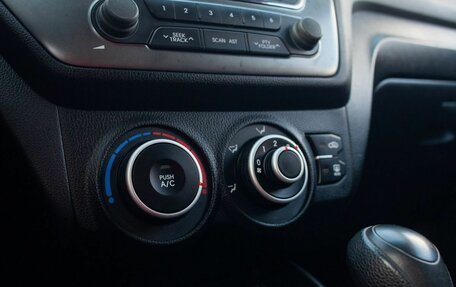 KIA Rio III рестайлинг, 2012 год, 805 000 рублей, 27 фотография