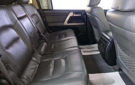 Toyota Land Cruiser 200, 2010 год, 3 349 000 рублей, 26 фотография