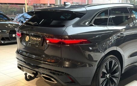 Jaguar F-Pace, 2024 год, 11 140 000 рублей, 9 фотография