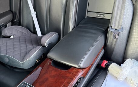 Audi A8, 2011 год, 1 450 000 рублей, 14 фотография