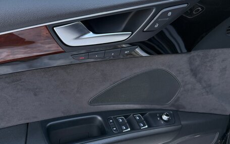 Audi A8, 2011 год, 1 450 000 рублей, 16 фотография