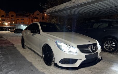 Mercedes-Benz E-Класс, 2013 год, 2 100 000 рублей, 1 фотография