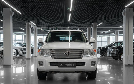 Toyota Land Cruiser 200, 2013 год, 3 590 000 рублей, 3 фотография