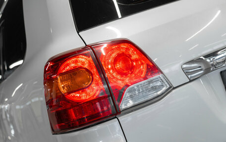 Toyota Land Cruiser 200, 2013 год, 3 590 000 рублей, 27 фотография