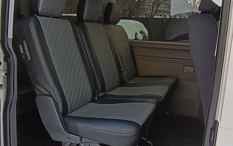 Volkswagen Caravelle T6 рестайлинг, 2020 год, 4 200 000 рублей, 7 фотография