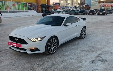 Ford Mustang VI рестайлинг, 2017 год, 2 700 000 рублей, 3 фотография