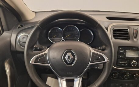 Renault Logan II, 2022 год, 990 000 рублей, 8 фотография