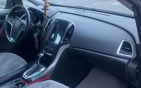 Opel Astra J, 2013 год, 620 000 рублей, 3 фотография