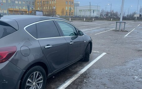 Opel Astra J, 2013 год, 620 000 рублей, 10 фотография