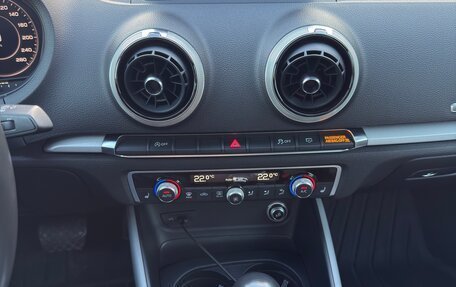 Audi A3, 2018 год, 2 559 000 рублей, 10 фотография