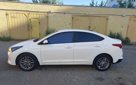 Hyundai Solaris II рестайлинг, 2021 год, 1 399 999 рублей, 7 фотография