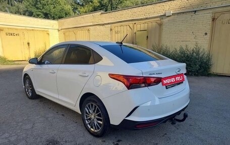 Hyundai Solaris II рестайлинг, 2021 год, 1 399 999 рублей, 3 фотография