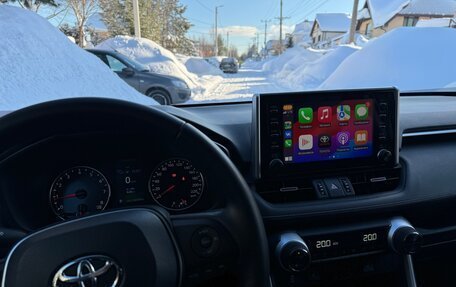 Toyota RAV4, 2020 год, 3 490 000 рублей, 10 фотография