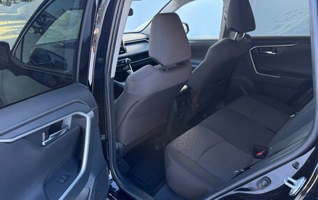 Toyota RAV4, 2020 год, 3 490 000 рублей, 24 фотография