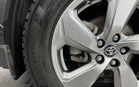 Toyota RAV4, 2020 год, 3 490 000 рублей, 23 фотография