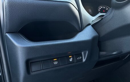 Toyota RAV4, 2020 год, 3 490 000 рублей, 27 фотография