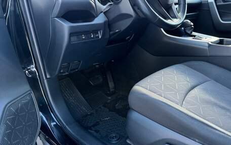 Toyota RAV4, 2020 год, 3 490 000 рублей, 29 фотография