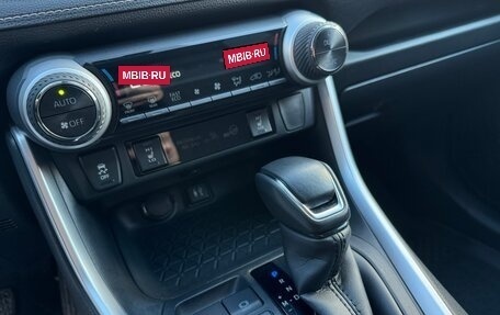 Toyota RAV4, 2020 год, 3 490 000 рублей, 28 фотография