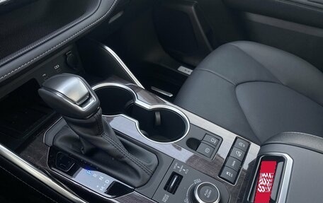 Toyota Highlander, 2025 год, 5 827 000 рублей, 14 фотография