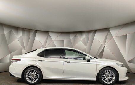 Toyota Camry, 2021 год, 3 297 000 рублей, 6 фотография