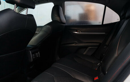 Toyota Camry, 2021 год, 3 350 000 рублей, 9 фотография