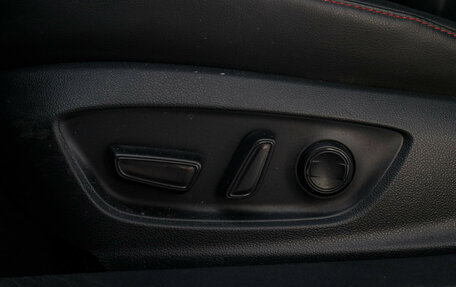 Toyota Camry, 2021 год, 3 350 000 рублей, 18 фотография