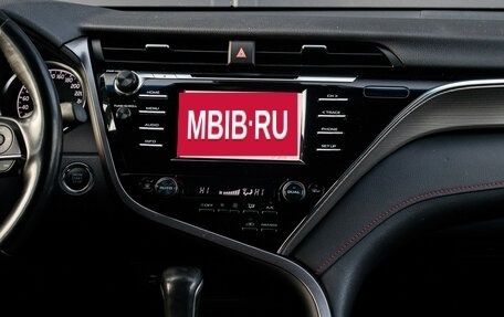 Toyota Camry, 2021 год, 3 350 000 рублей, 12 фотография