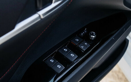 Toyota Camry, 2021 год, 3 350 000 рублей, 17 фотография