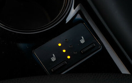 Toyota Camry, 2021 год, 3 350 000 рублей, 20 фотография