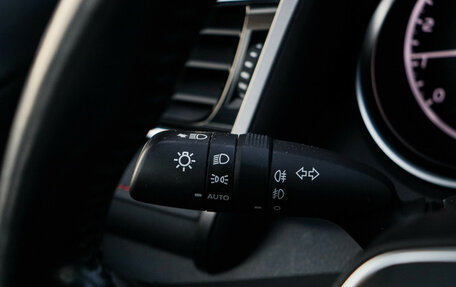 Toyota Camry, 2021 год, 3 350 000 рублей, 28 фотография