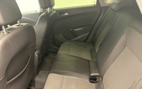 Opel Astra J, 2012 год, 799 900 рублей, 12 фотография