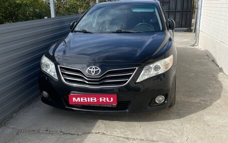 Toyota Camry, 2011 год, 1 350 000 рублей, 1 фотография