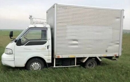 Mitsubishi Delica IV, 2001 год, 700 000 рублей, 2 фотография