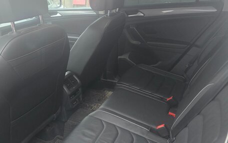 Volkswagen Tiguan II, 2021 год, 3 200 000 рублей, 9 фотография