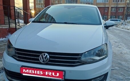 Volkswagen Polo VI (EU Market), 2017 год, 1 240 000 рублей, 2 фотография