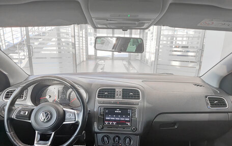 Volkswagen Polo VI (EU Market), 2018 год, 1 333 000 рублей, 18 фотография